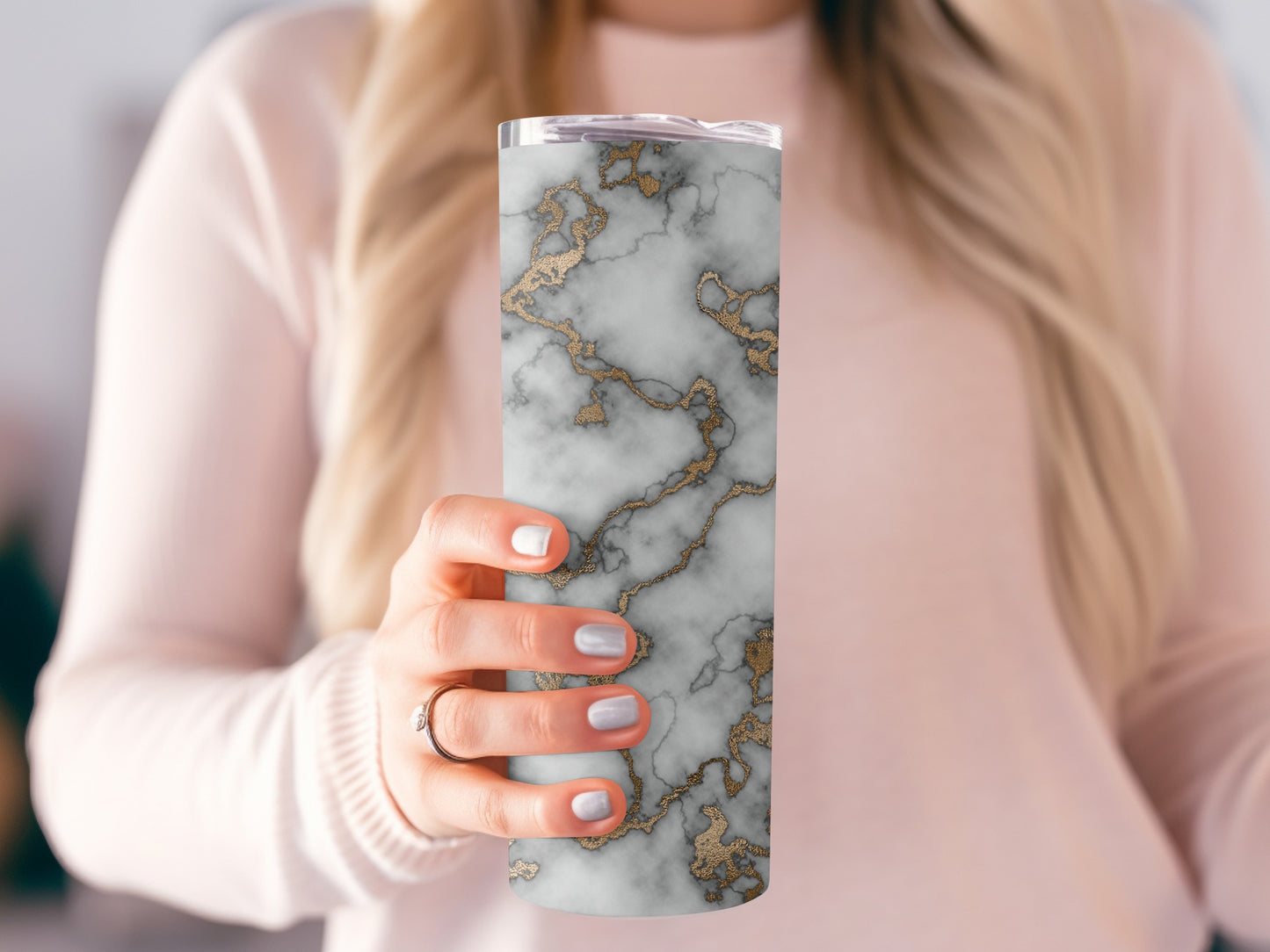 Marble Texture In White Gray And Gold Veins Tumblers