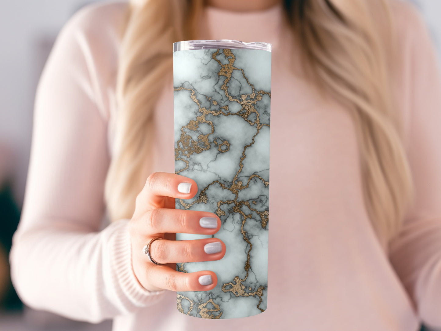 Elegant Faux Gold Veined Marble Style Design Tumblers