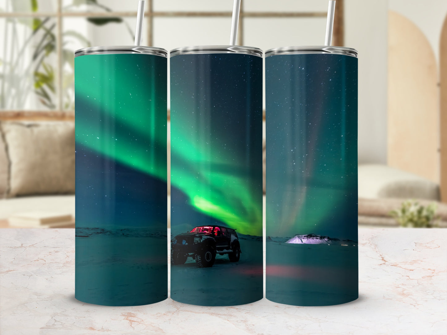 Northern Lights Aurora Borealis Scenic Travel Mug