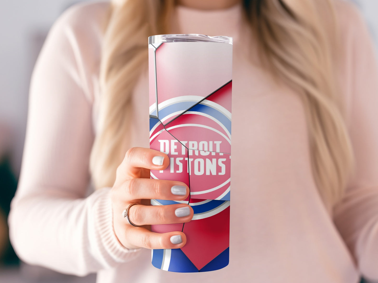 Detroit Pistons Fractured Design Emblem Team Colors Tumblers