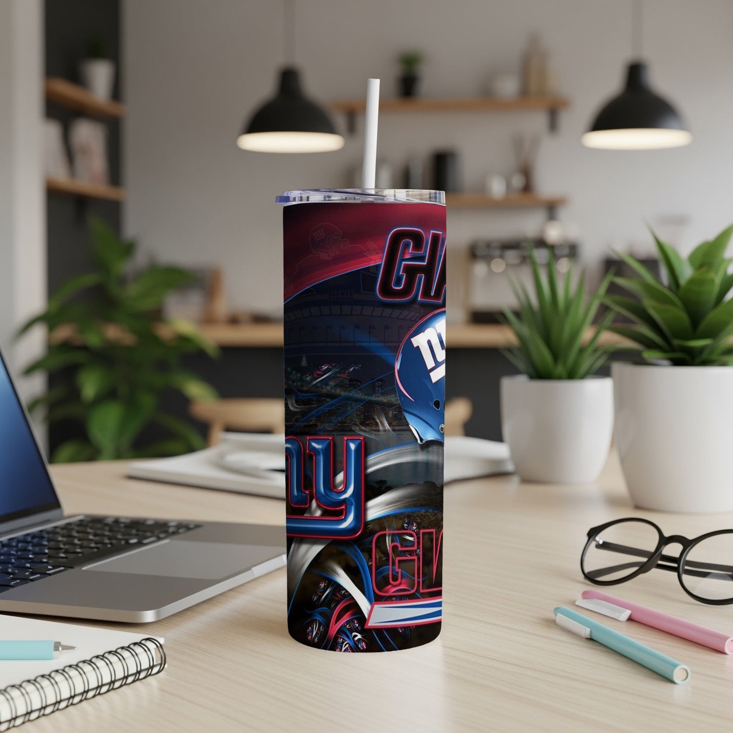 New York Giants tumbler with stadium and helmet imagery.