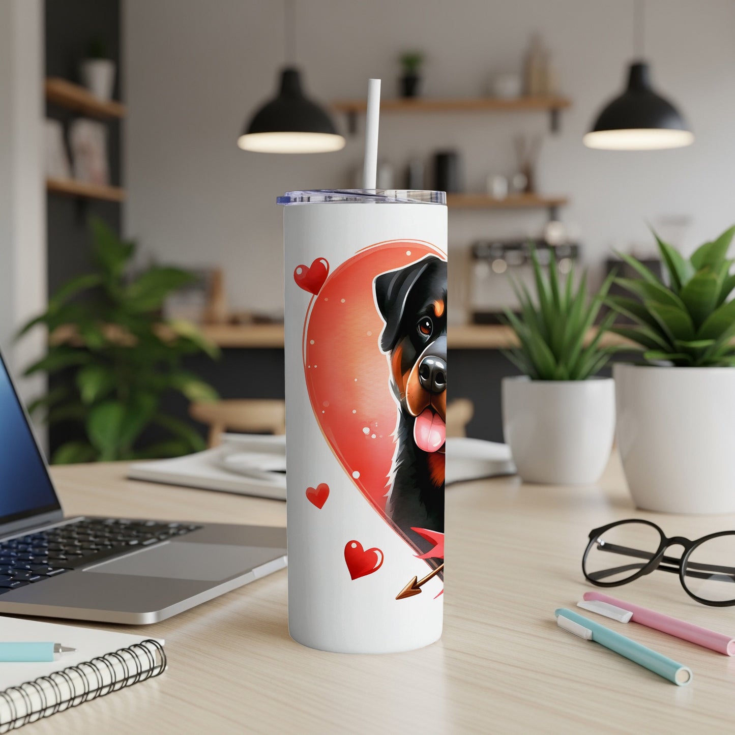 White tumbler featuring a Rottweiler's face and a heart design.