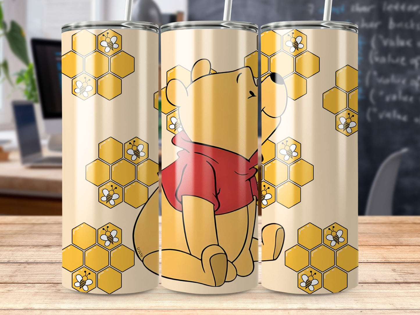 Winnie the Pooh Honeycomb Design Tumbler Cup