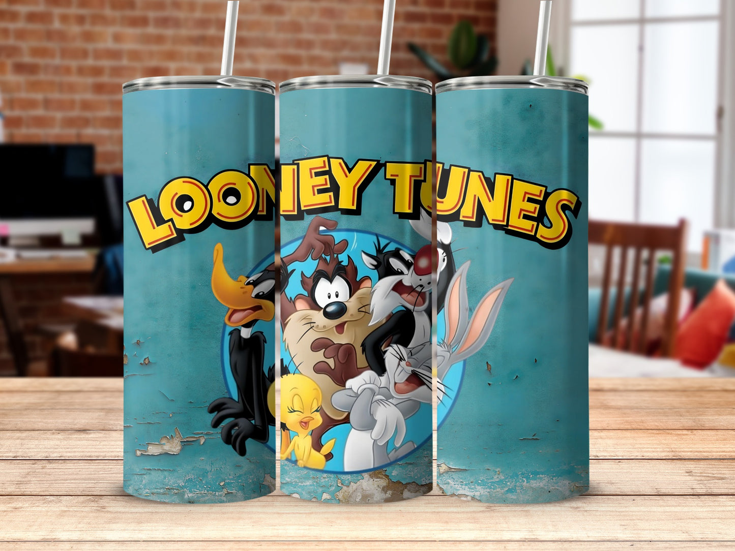 Looney Tunes Tumbler Featuring Beloved Characters