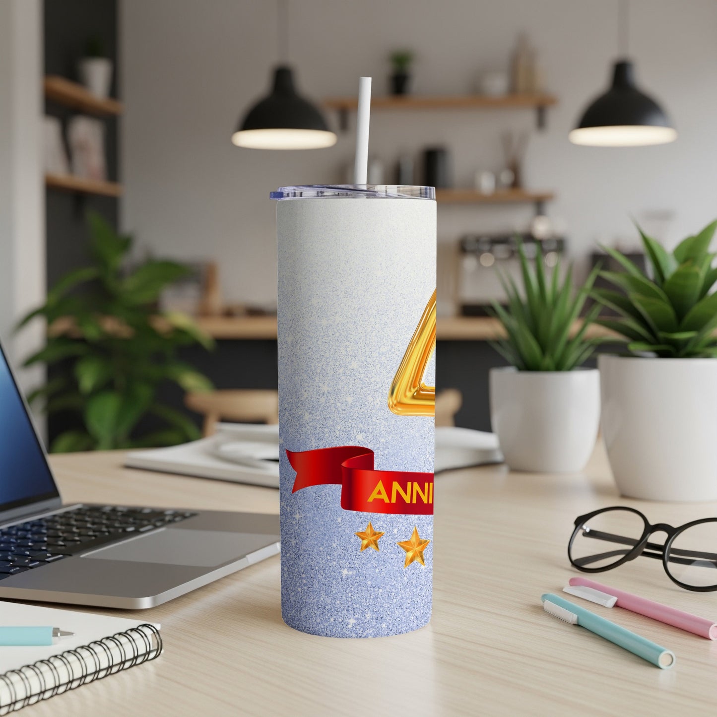 Silver glitter tumbler with "ANNIVERSARY" and a gold "4" graphic.