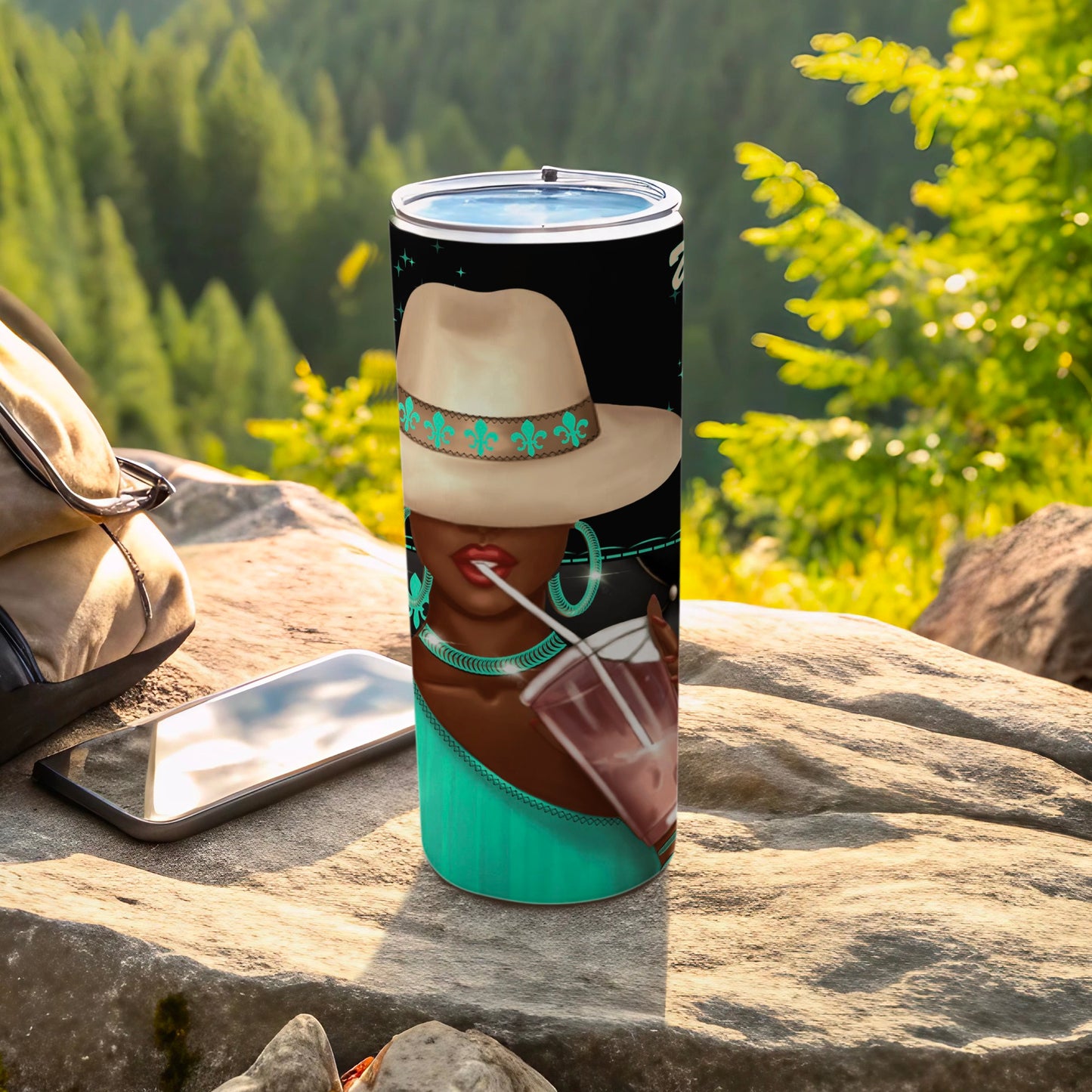 Tumbler with teal trim featuring a woman in a wide-brimmed hat.