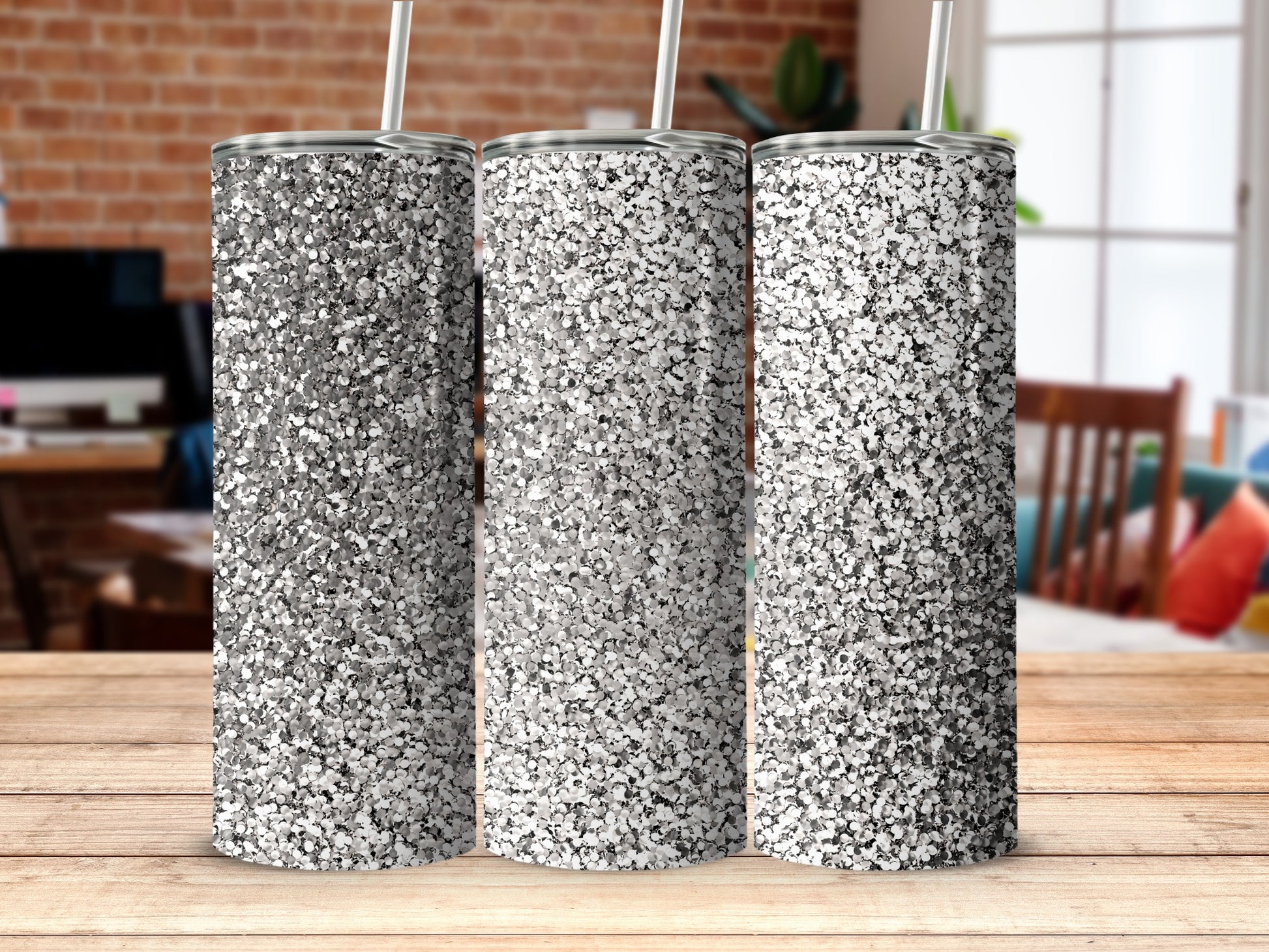 Sparkling Silver Glitter Tumbler for a Stylish Drink