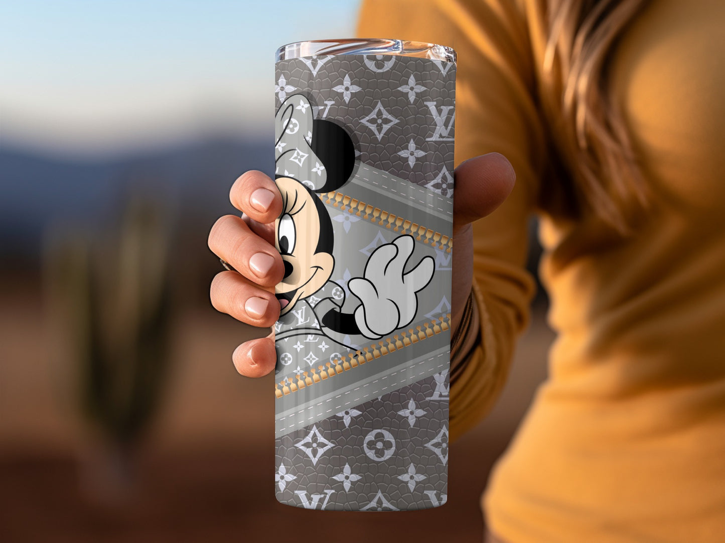 Stylish Minnie Mouse Designer Pattern Tumbler