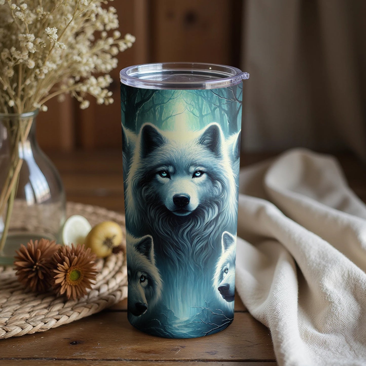Majestic Wolves Design Insulated Tumbler Cup