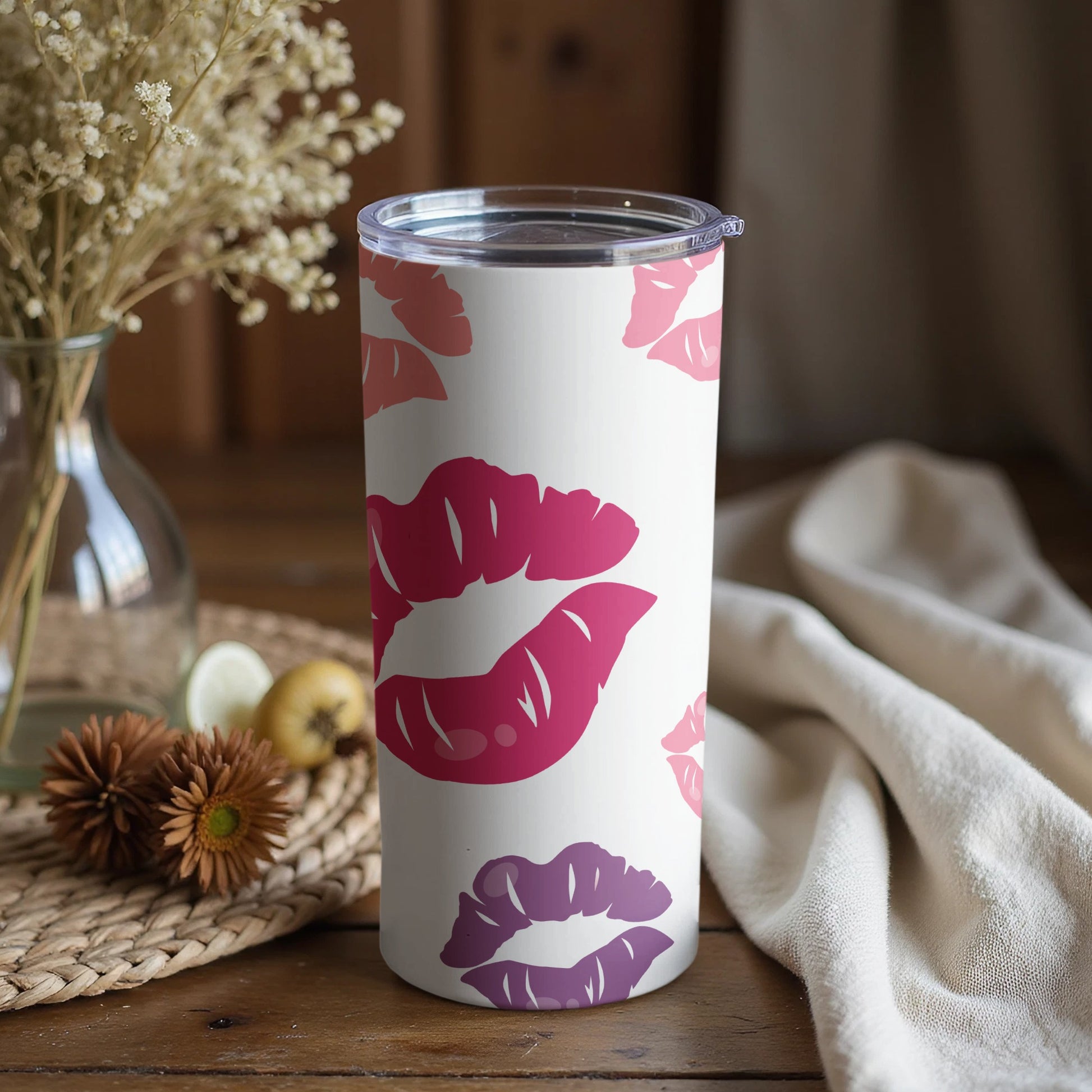 Multiplying Kiss Lips Pattern Insulated Tumbler