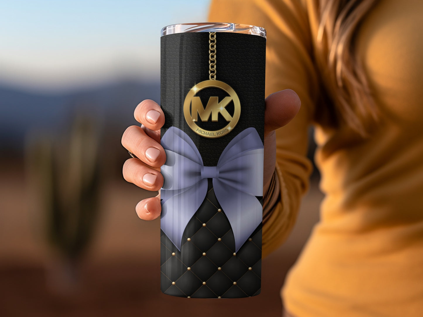 Luxury Black Tumbler with Golden Chain and Bow Pattern