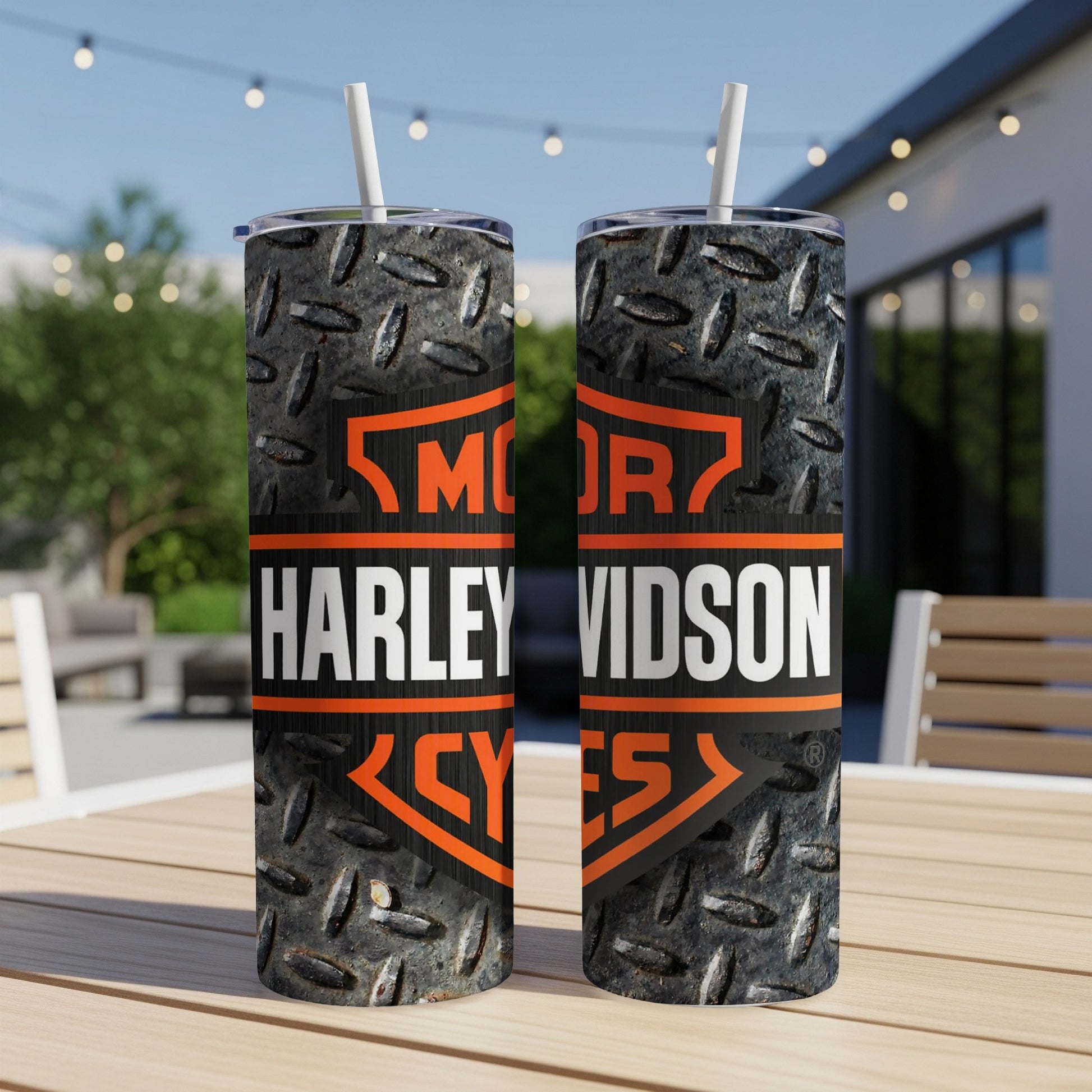 Harley-Davidson Cycles tumbler with diamond plate pattern and orange logo.
