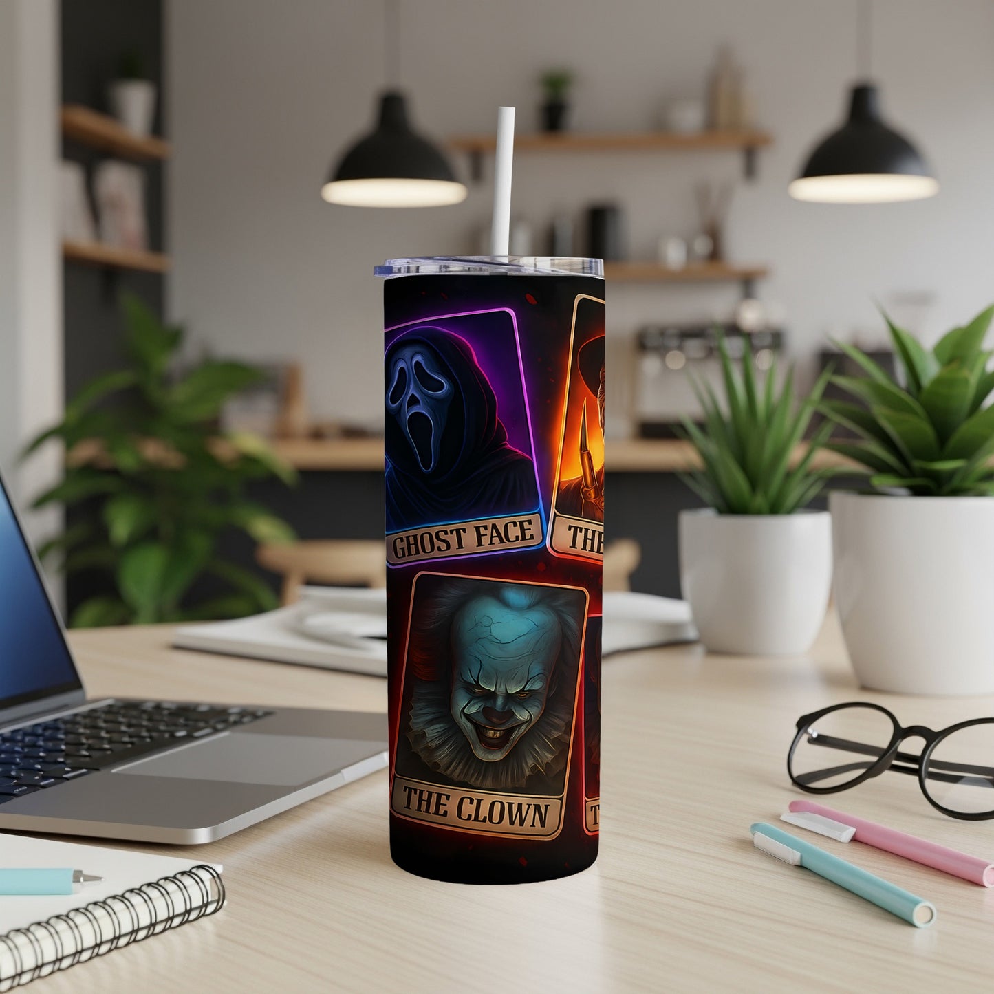 Tumbler with horror movie characters Ghost Face and The Clown.