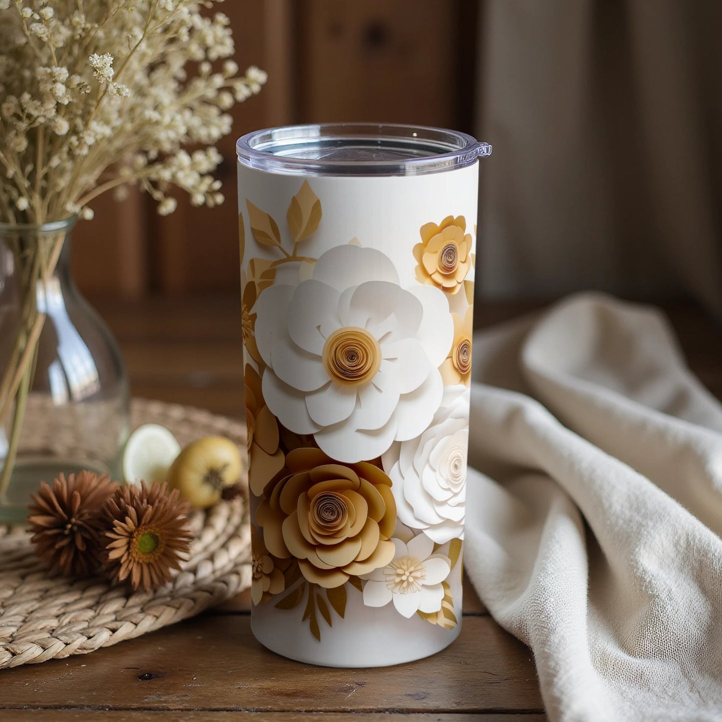 Elegant White and Gold Floral Design Tumbler