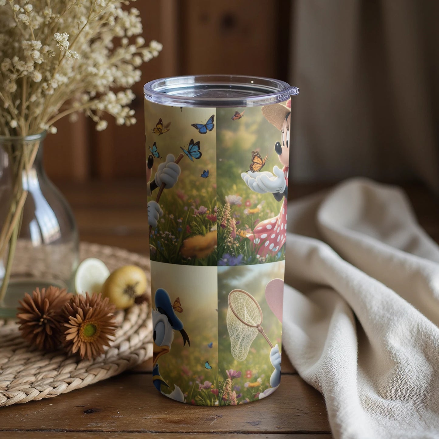 Minnie and Donald Duck in Nature Scene tumbler
