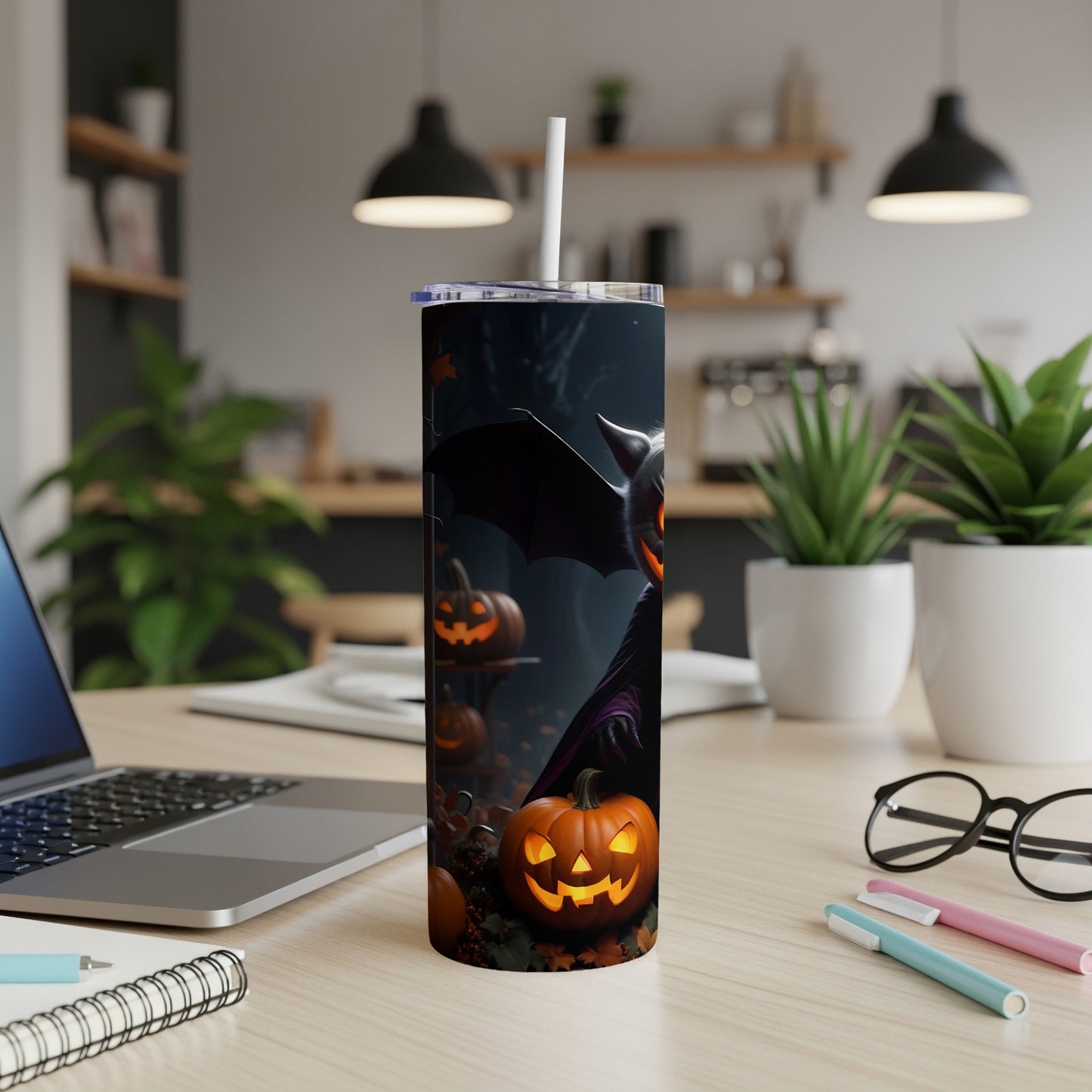 Tall Halloween tumbler with a spooky bat and jack-o'-lantern design.