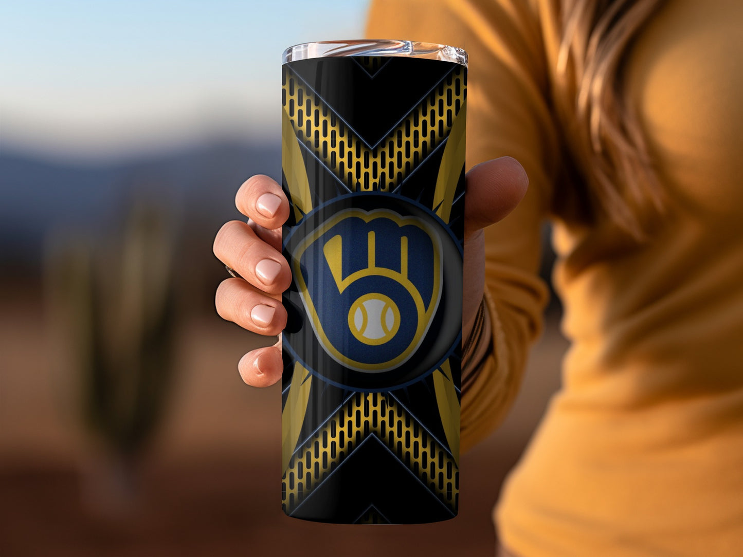 Brewers Emblem in Gold And Black for Milwaukee Fans Tumblers