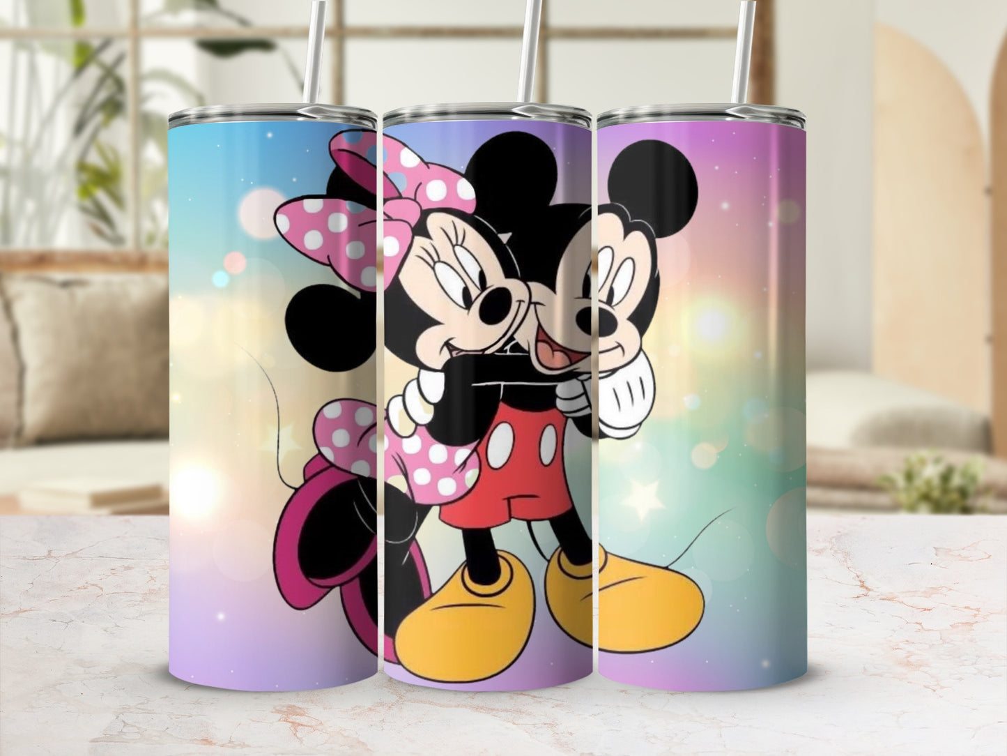 Adorable Minnie and Mickey Mouse Tumbler Design