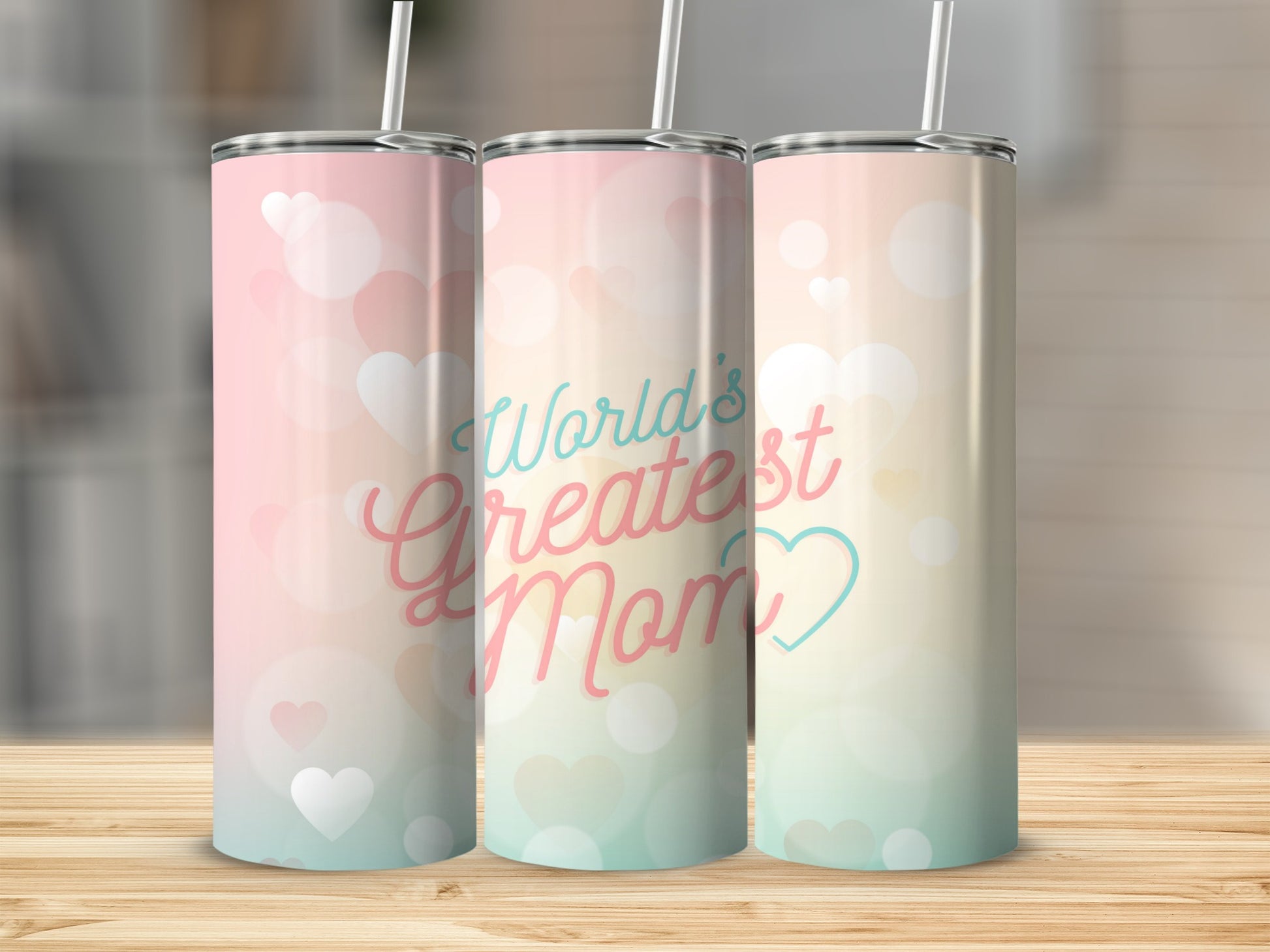 World's Greatest Mom Tumbler With Heart Pattern