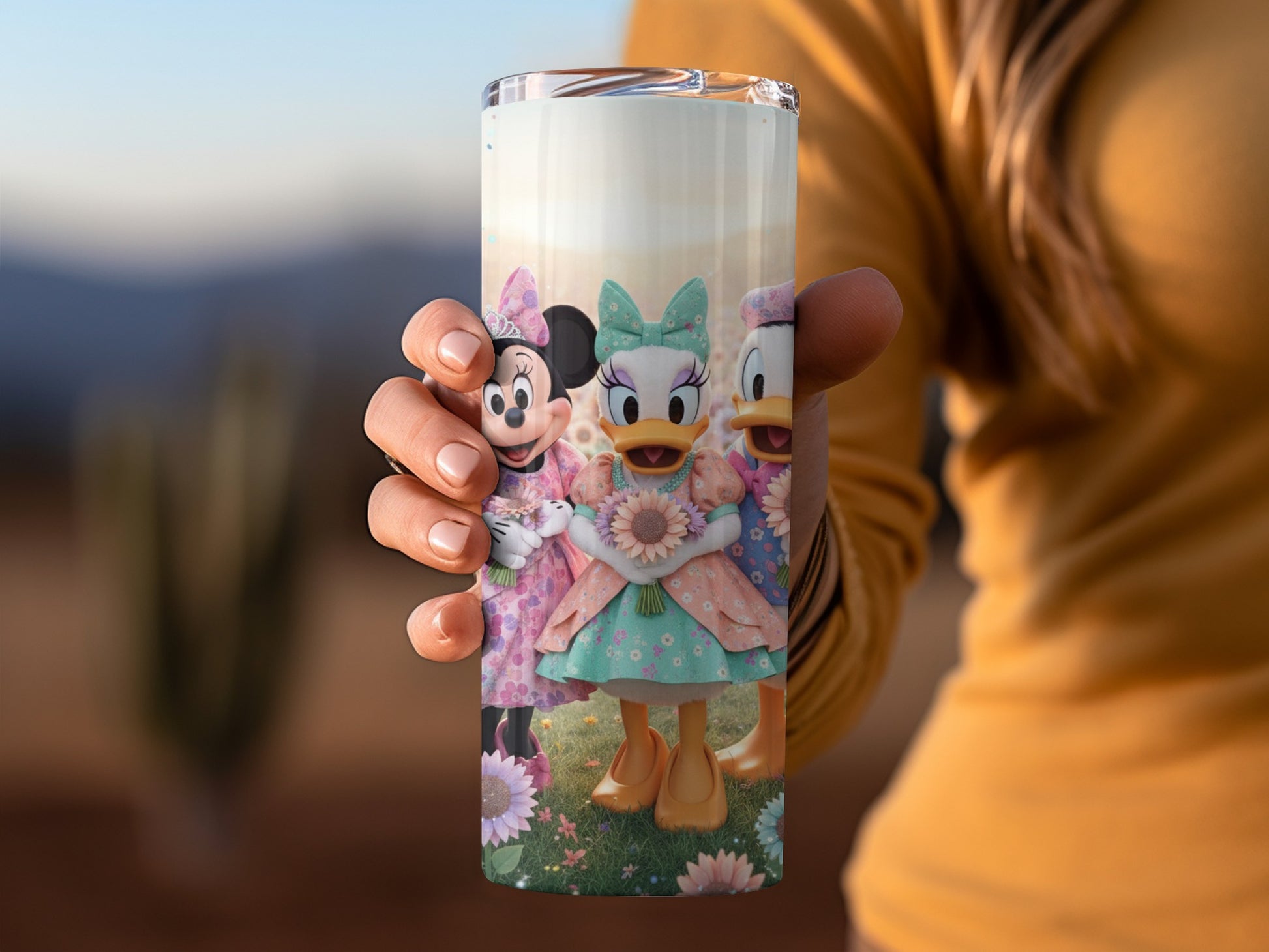 Adorable Minnie and Daisy Illustrated Tumbler Cup