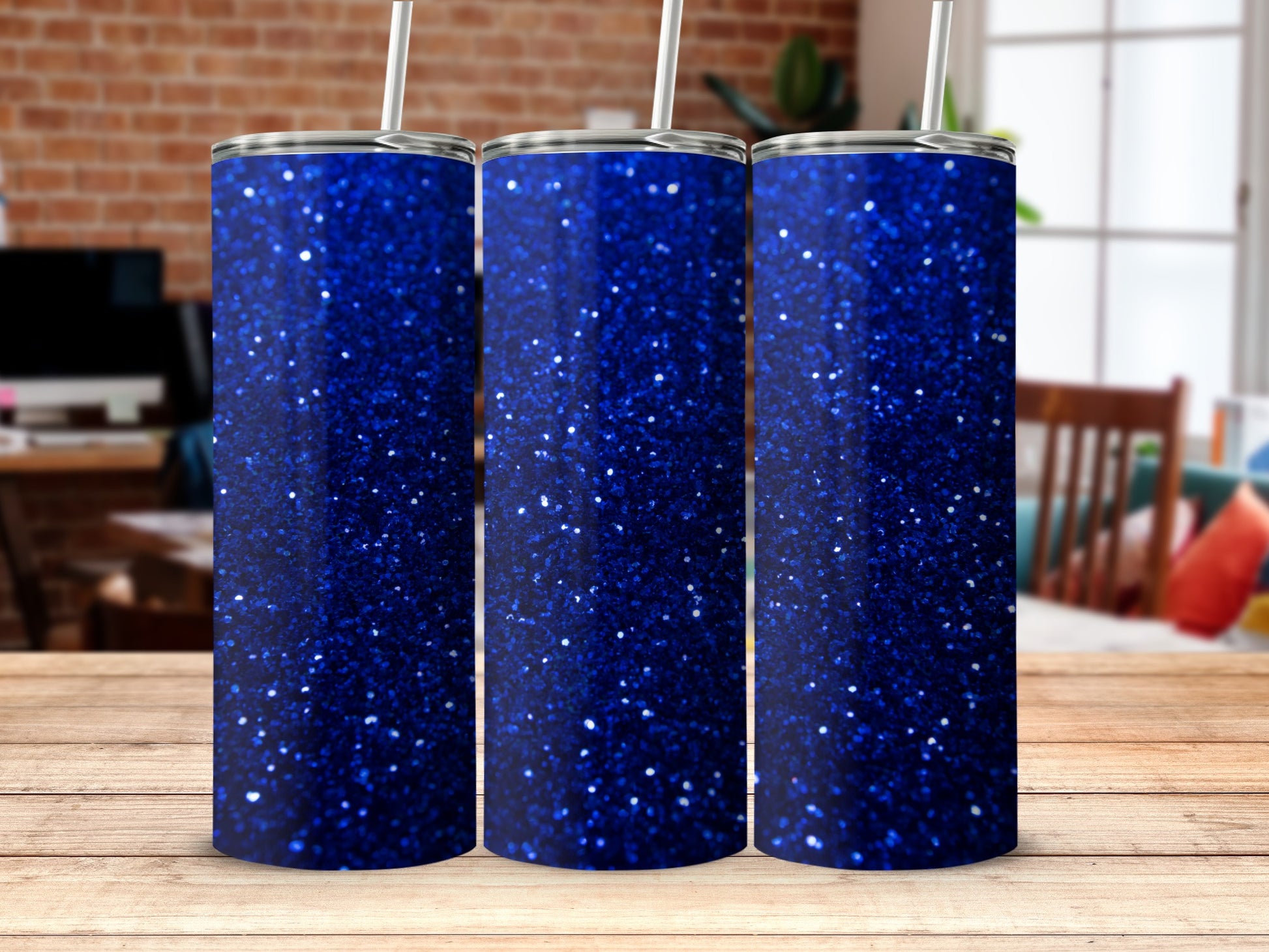 Sparkling Deep Blue Tumbler Captivates with Glitter Shine