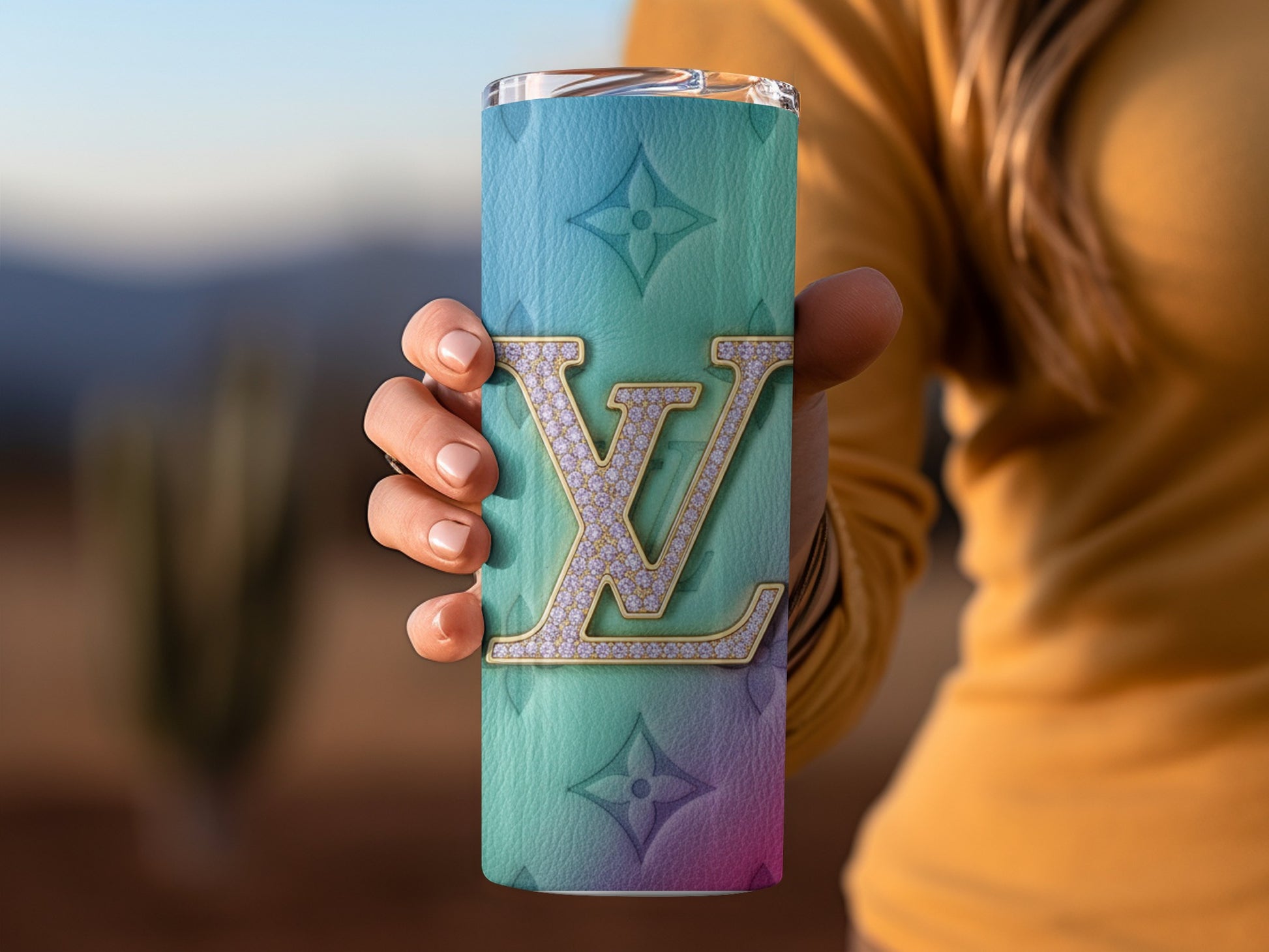 Stylish Gradient Tumbler with Sparkling LV Design