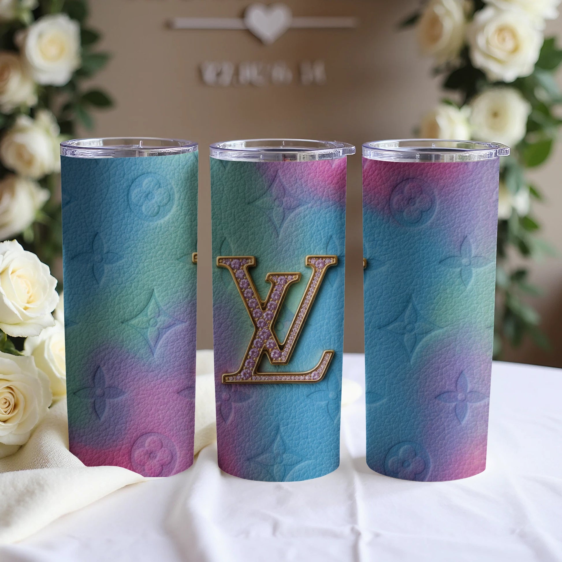 Gradient Patterned Tumblers with Decorated L Design