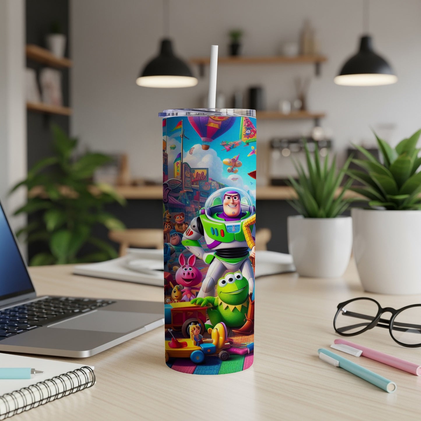Toy Story characters Buzz Lightyear and Kermit the Frog on a tumbler.