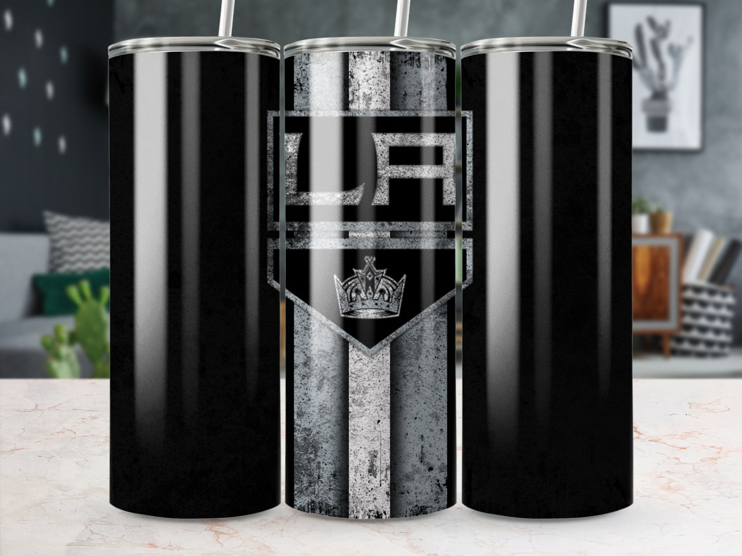 Classic LA Kings Tumbler With Vintage Crown Design