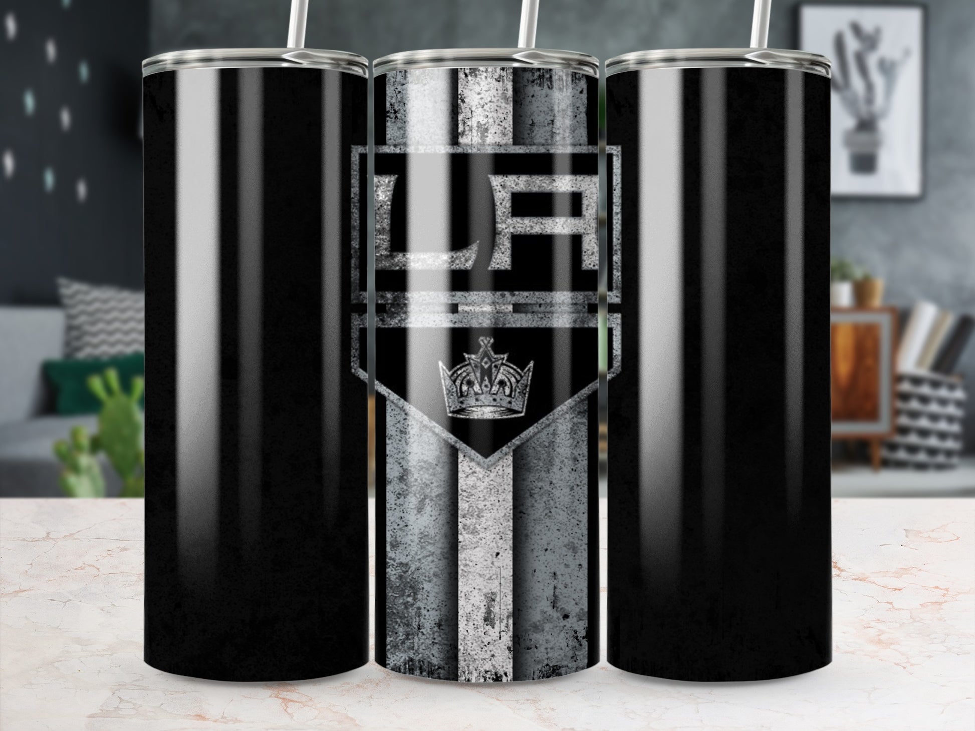 Classic LA Kings Tumbler With Vintage Crown Design