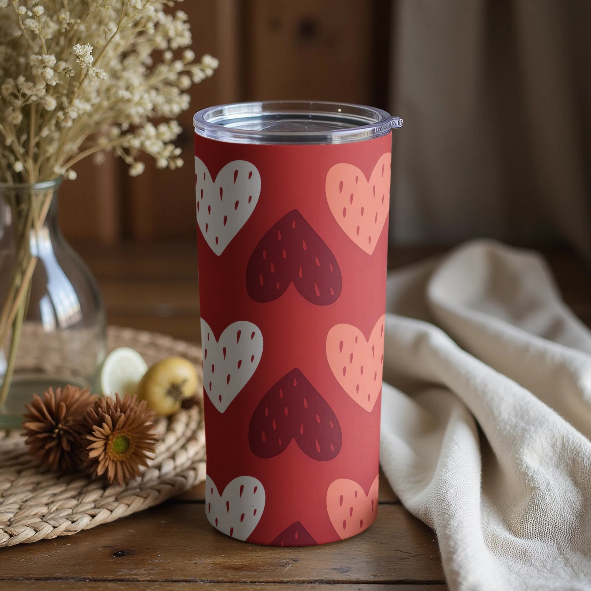 Cute Heart Design Tumbler Cup for Romantic Occasions