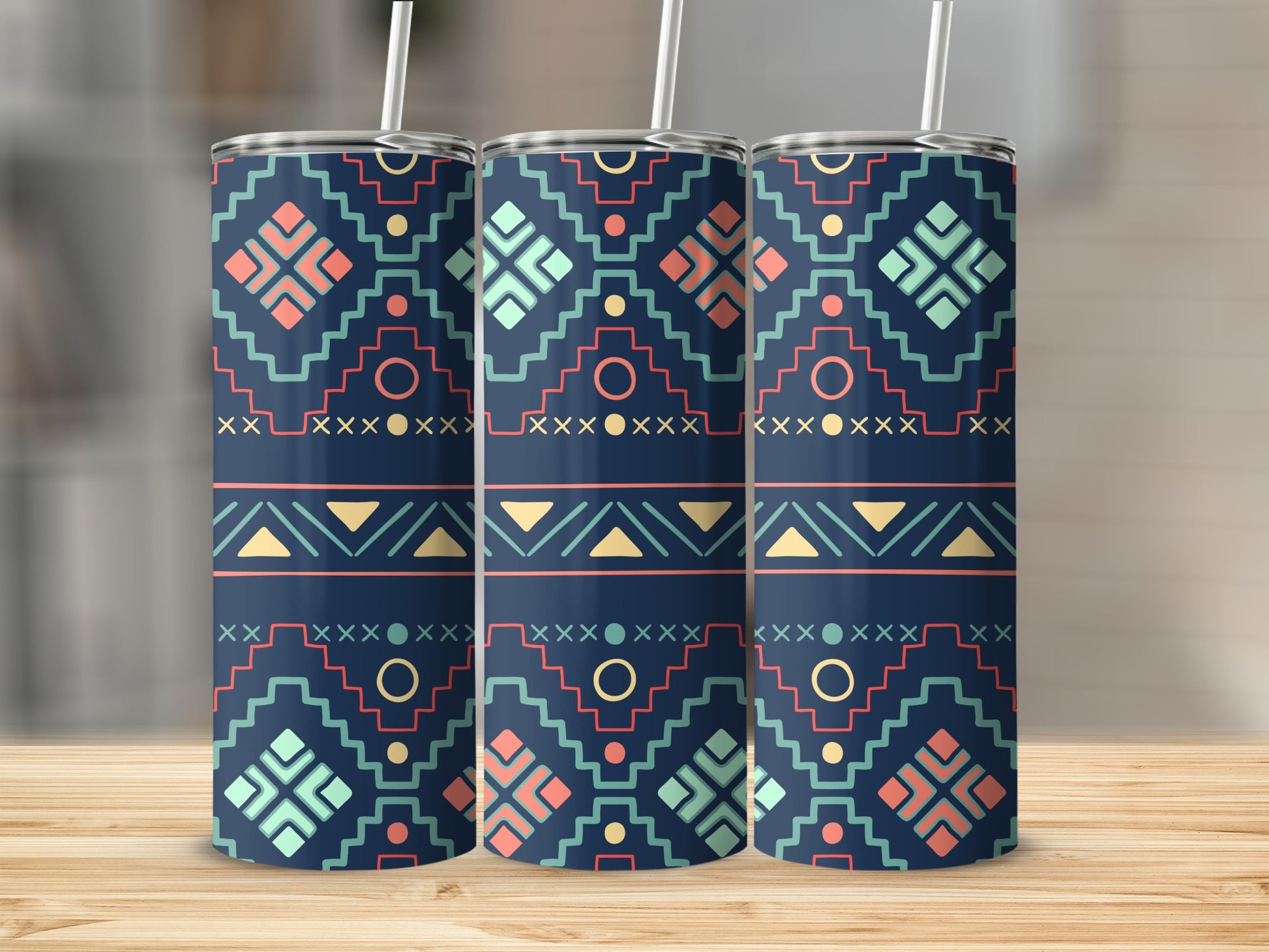 Geometric Patterned Travel Tumbler with Unique Design